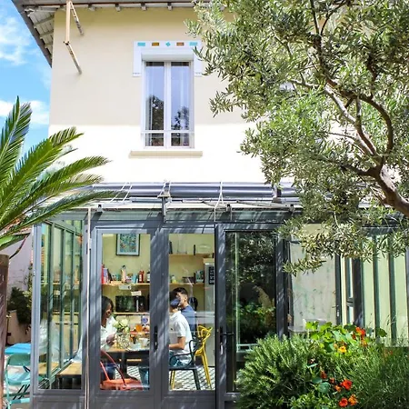 Du Roc Fleuri Oda ve Kahvaltı Cannes