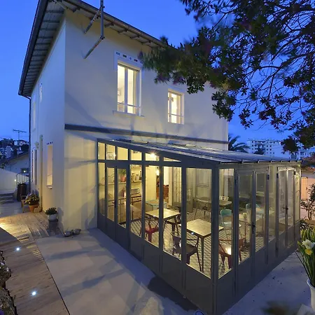 Du Roc Fleuri Oda ve Kahvaltı Cannes